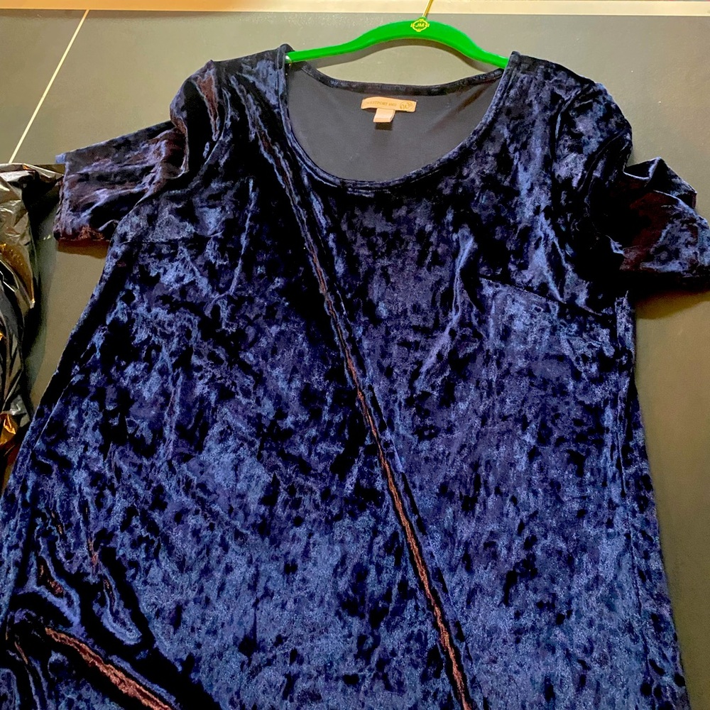 Velvet dark blue dress